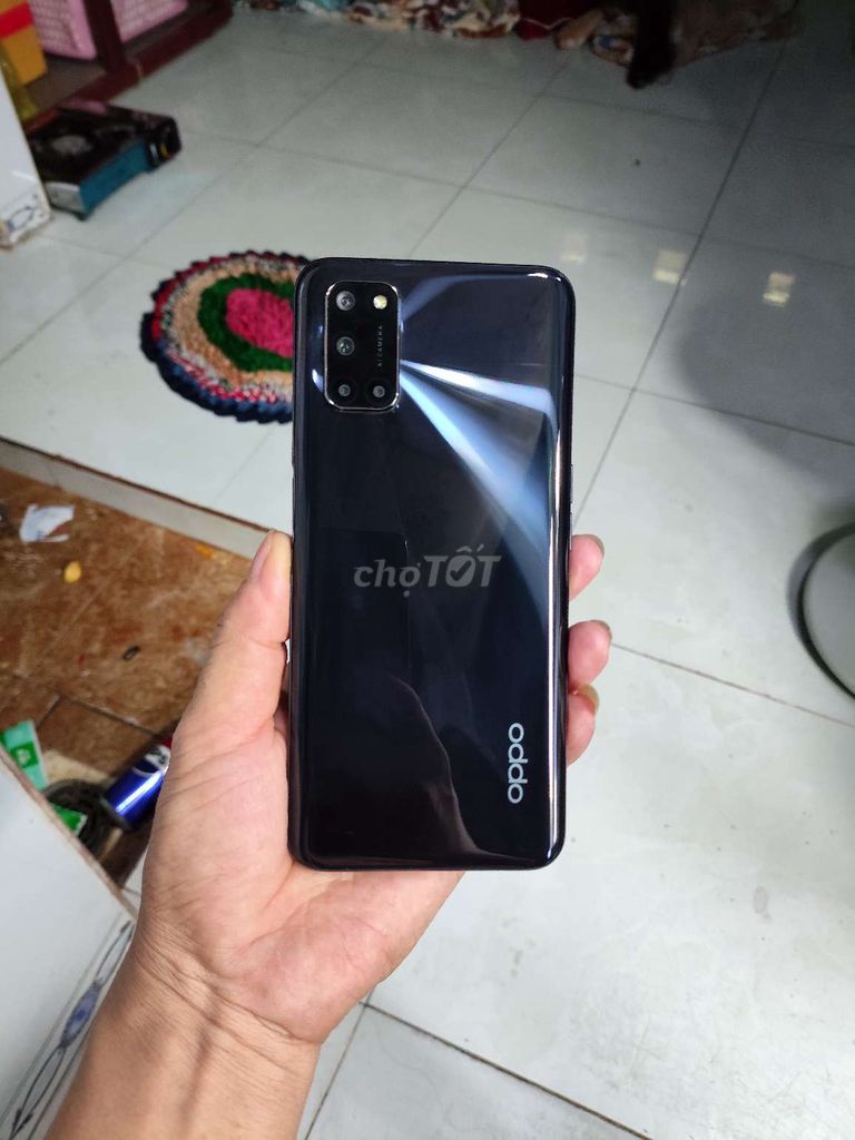 Oppo A92.  8+5/128gb