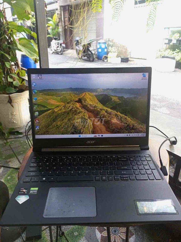 Acer Aspire A715 R5 5500U 8/256G Gtx 1650 4Gb. Mua bán Laptop tại Quận 3 Tp Hồ Chí Minh được đăng bởi NgoPhuong hình 1
