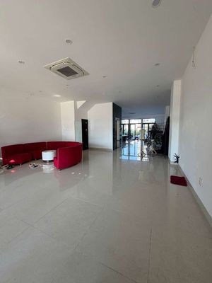 Аренда · 6 комн. · 140 м² · Quận Liên Chiểu, ул. Đường Nguyễn Sinh Sắc