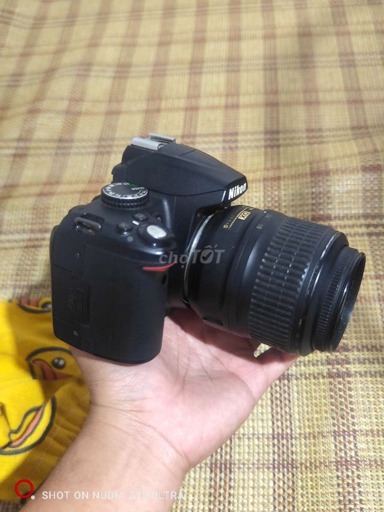Máy ảnh Nikon D3000 Đen. Mua bán Máy ảnh, Máy quay tại Thành phố Thủ Dầu Một Bình Dương được đăng bởi Quốc Ngân hình 1