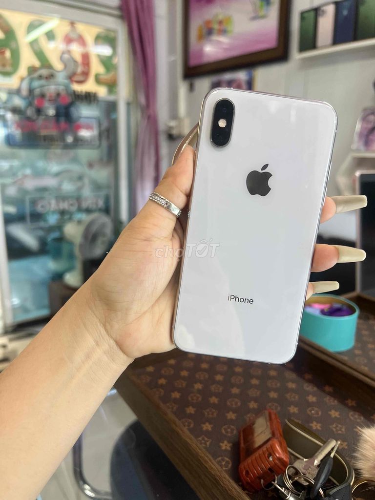 XS 64GB Trắng zinall 99% full chức năng quốc tế. Mua bán Điện thoại tại Quận Tân Phú Tp Hồ Chí Minh được đăng bởi LỆ MỸ mobile hình 1
