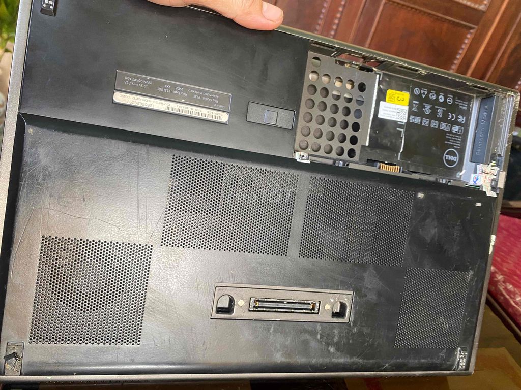 Dell Precision M4600. Mua bán Laptop tại Huyện Củ Chi Tp Hồ Chí Minh được đăng bởi lock and  key hình 1