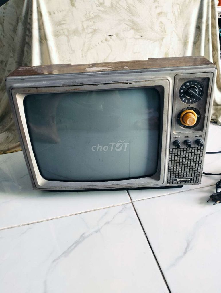 Tivi Samsung BT-356K Nâu, Xám. Mua bán Đồ sưu tầm, đồ cổ tại Thành phố Châu Đốc An Giang được đăng bởi Nguyễn Trí  hình 1
