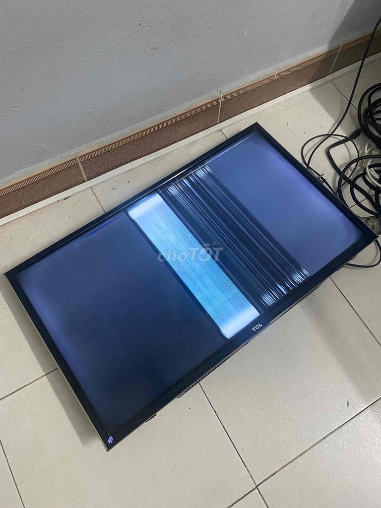 Tivi TCL bị sọc màn hình. Mua bán Tivi, Âm thanh tại Quận Hải Châu Đà Nẵng được đăng bởi SasuKhuê hình 1