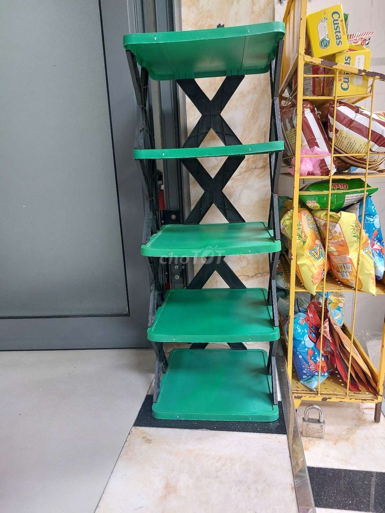 Kệ để giày dép nhựa Xanh lá Đã sử dụng. Mua bán Tủ, kệ gia đình tại Quận 6 Tp Hồ Chí Minh được đăng bởi Tranhonghai hình 1