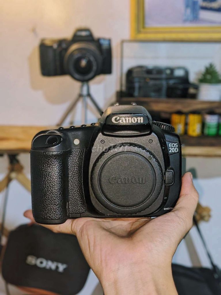 Xác máy ảnh Canon 20D Đen. Mua bán Máy ảnh, Máy quay tại Thành phố Biên Hòa Đồng Nai được đăng bởi Ngọc Tiến hình 1