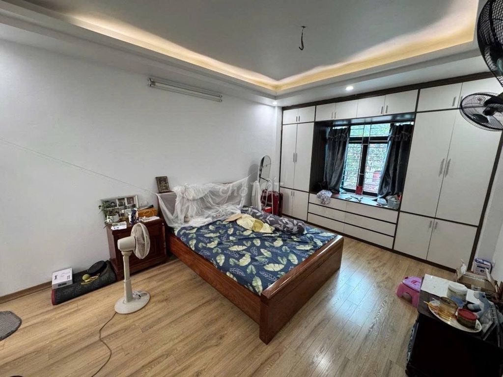 Угловой дом рядом с Батькоа, 30м², чуть более 4 млрд