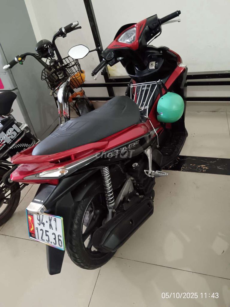 Bán xe Air Blade Fi 2013. Mua bán Xe máy tại Thành phố Bạc Liêu Bạc Liêu được đăng bởi Vo Anh Vu hình 2