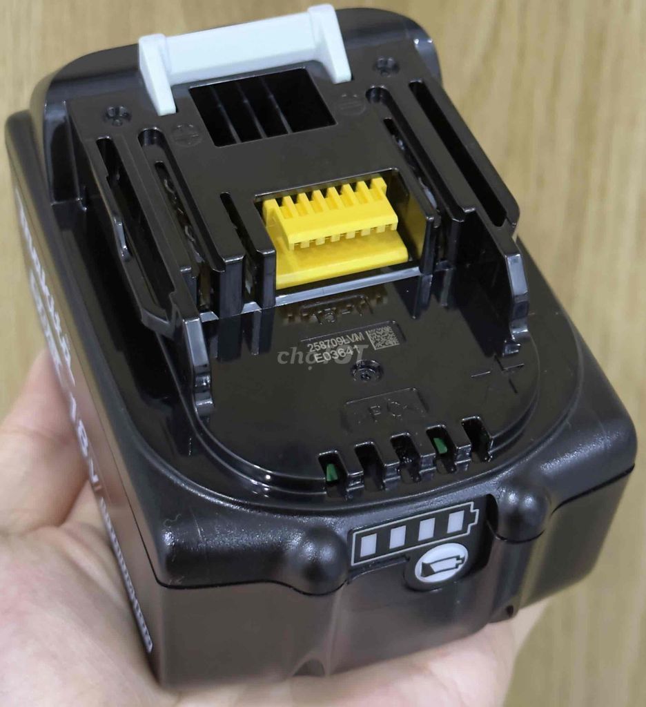 Pin Makita 18V 5.0Ah BL1850B Chính Hãng. Mua bán Đồ chuyên dụng, Giống nuôi trồng tại Quận 4 Tp Hồ Chí Minh được đăng bởi P hình 1