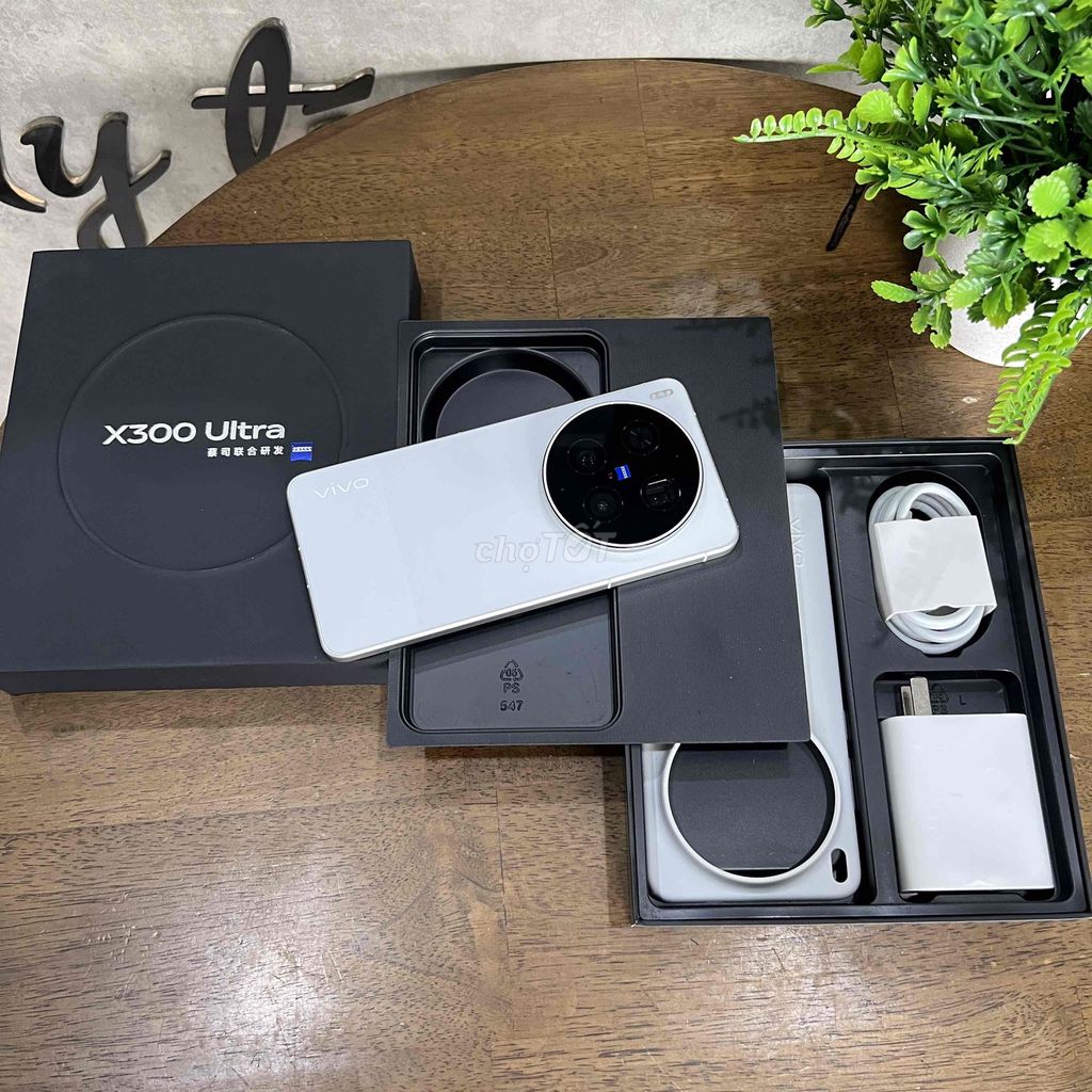 ✅ Vivo X300 Ultra 16/512gb likenew fullbox. Mua bán Điện thoại tại Thành phố Thủ Đức Tp Hồ Chí Minh được đăng bởi Văn Giang hình 1