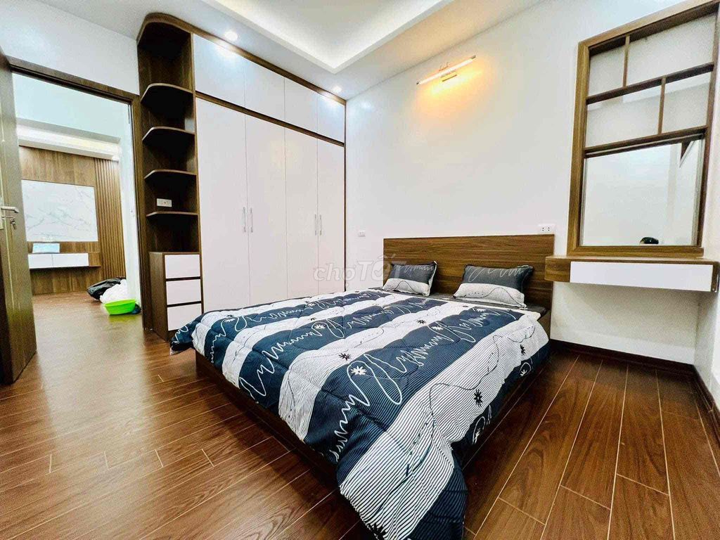Bán căn hộ Tập thể lô góc Phan Kế Bính- Ba Đình, 95m, giá chỉ 3,5 tỷ