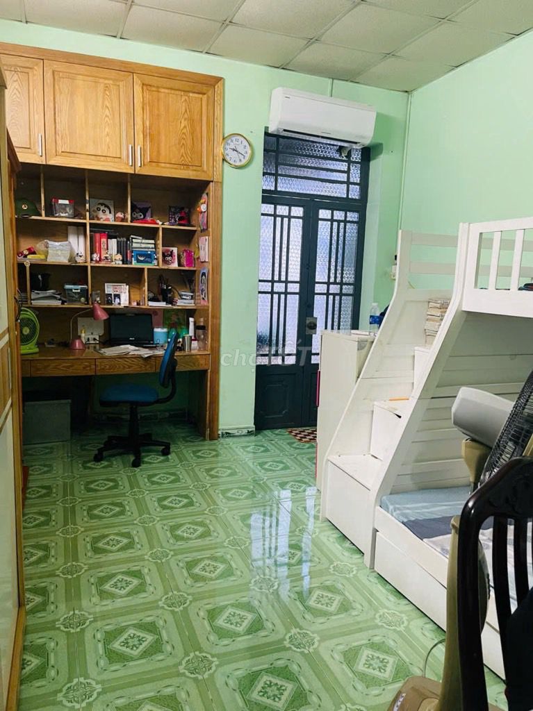 CÁCH CẦU CHÀ VÀ 500M N.HÀ 2 TẦNG 51M2, CHỈ 4TYY LH ***. Mua bán nhà ở tại Quận 8 Tp Hồ Chí Minh được đăng bởi Nguyen thi kim loan hình 4