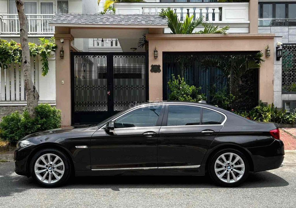 BMW 5 Series 2011 523i - 95000 km. Mua bán Ô tô tại Quận 1 Tp Hồ Chí Minh được đăng bởi Phu Nguyen hình 2
