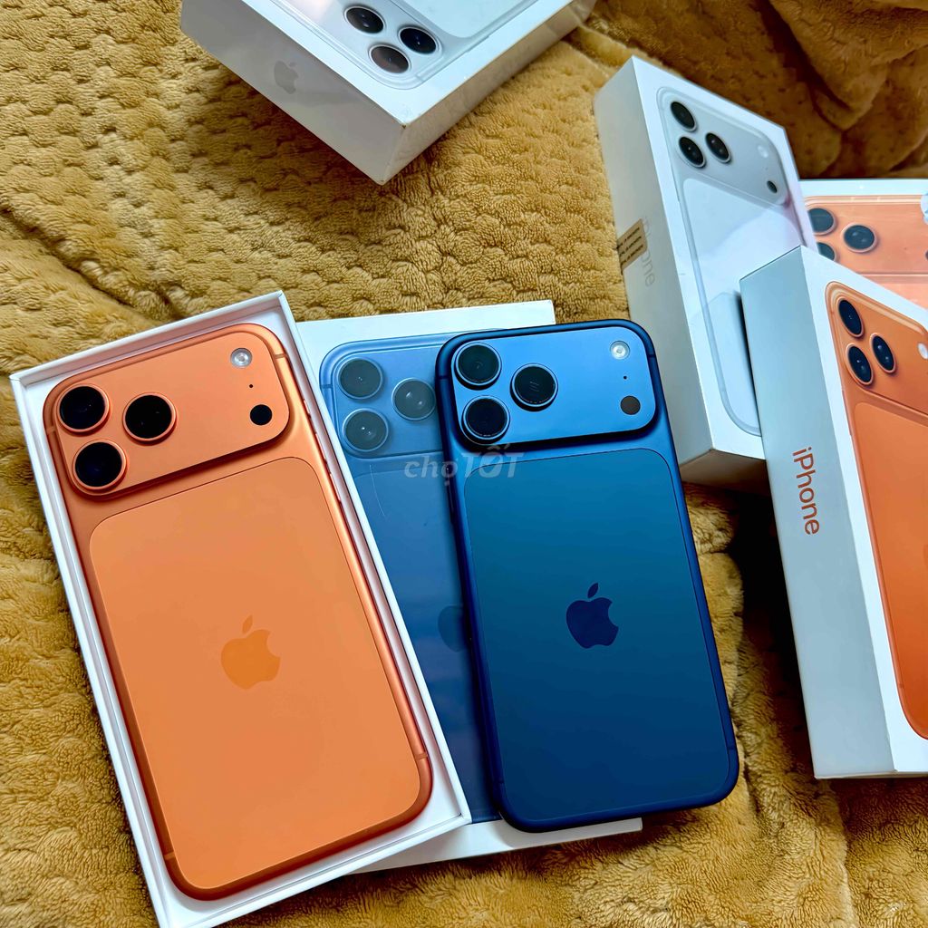 iPhone 17 Pro Max 256GB Cam lướt TGDĐ Sạc 20 lần. Mua bán Điện thoại tại Thành phố Bến Tre Bến Tre được đăng bởi Tiệm Nhà Táo hình 1