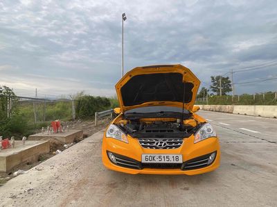 Hyundai Genesis 2009 - 70000 km. Mua bán Ô tô tại Huyện Long Thành Đồng Nai được đăng bởi Hoàng Thiên Phúc