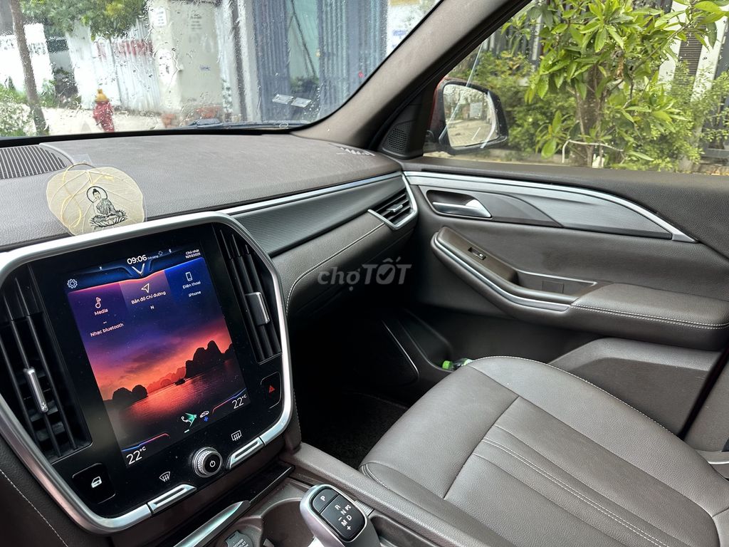 VinFast Lux SA2.0 2020 2.0 AT - 60000 km. Mua bán Ô tô tại Quận Long Biên Hà Nội được đăng bởi Tài Phạm Trọng hình 12