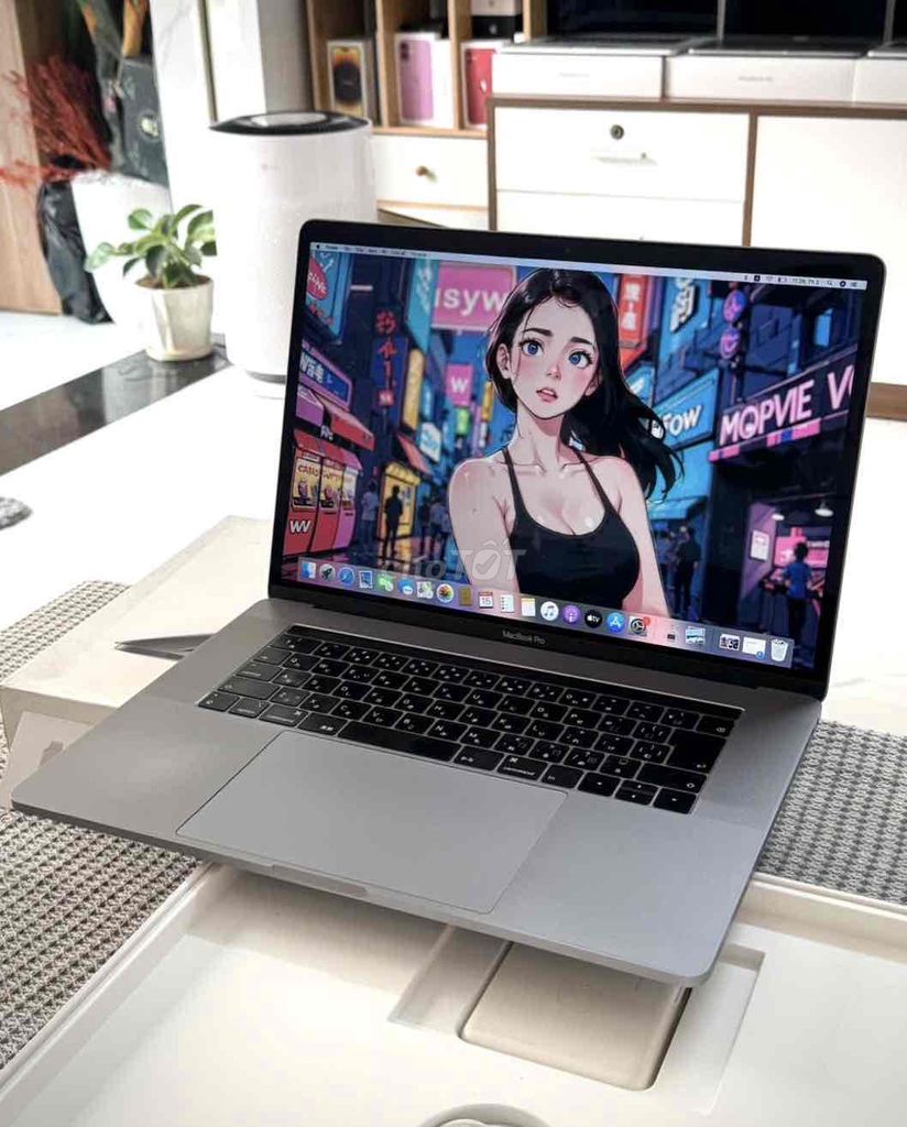 💻Apple MacBook Pro 2018 i7 15.4 inch 16GB/256GB. Mua bán Laptop tại Quận Bình Tân Tp Hồ Chí Minh được đăng bởi POLY STORE APPLE hình 1
