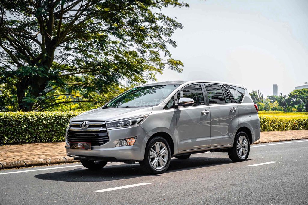 Toyota Innova 2017 2.0V Bạc 55.000 km. Mua bán Ô tô tại Quận 7 Tp Hồ Chí Minh được đăng bởi Dương Phương hình 1