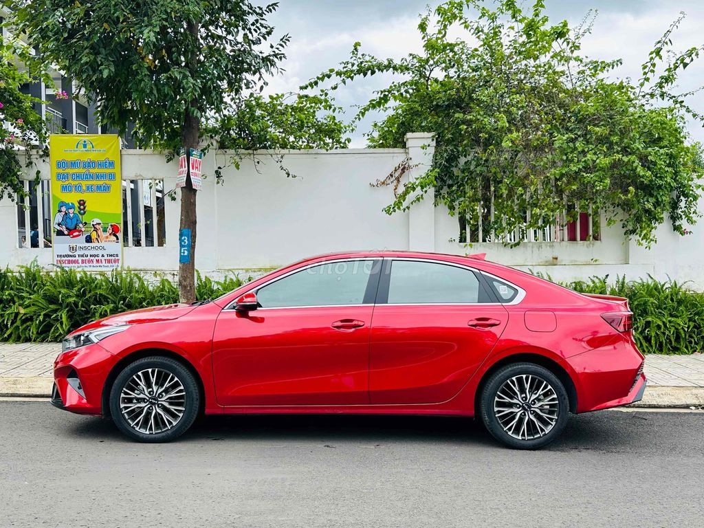 Kia K3 2024 Luxury 1.6 AT - 9400 km. Mua bán Ô tô tại Thành phố Buôn Ma Thuột Đắk Lắk được đăng bởi Nguyễn duy dương hình 4