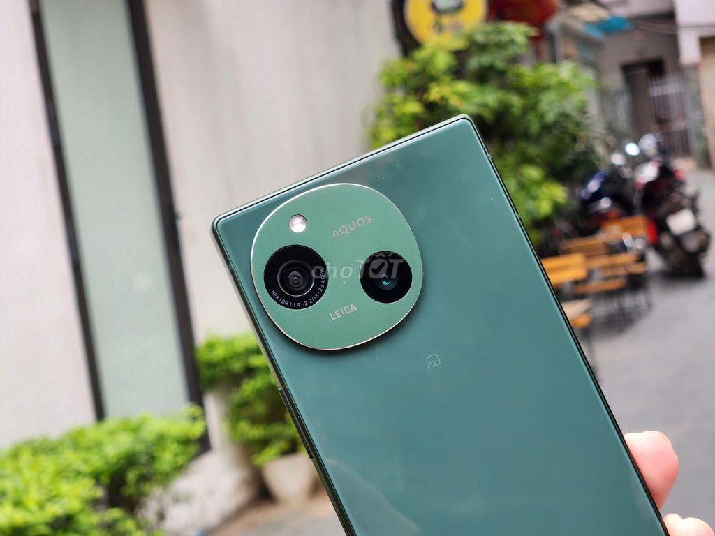 Sharp R9 | Leica Camera đẳng cấp| Màu ngọc lục bảo. Mua bán Điện thoại tại Quận Ba Đình Hà Nội được đăng bởi ZinMobile104 Đào Tấn hình 1