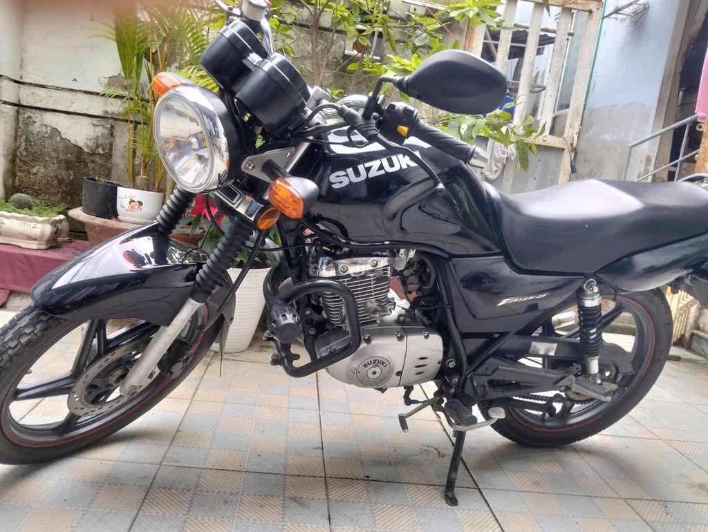 Cần bán Suzuki EN125 2F năm sx 2017 biển cần Thơ. Mua bán Xe máy tại Quận Ninh Kiều Cần Thơ được đăng bởi Tân Phan Nguyễn Nhật hình 2