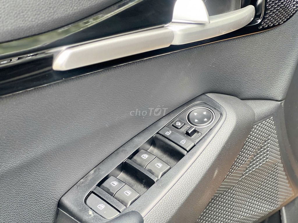 Kia Seltos Luxury 1.4 AT 2023 - 25999 km. Mua bán Ô tô tại Thành phố Thủ Dầu Một Bình Dương được đăng bởi trần thị khánh huyền  hình 12