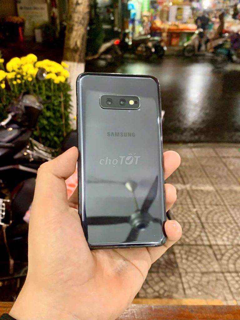 Bán Samsung Galaxy S10e 6/128GB