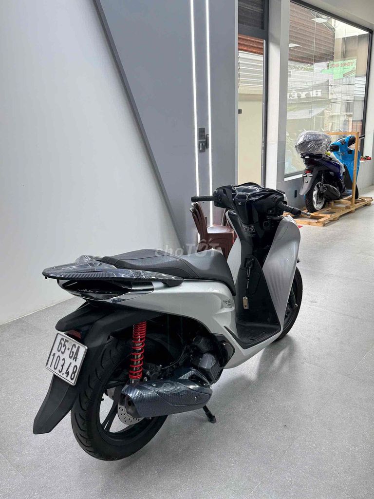 SH160 Abs 2024 Bạc Porsche siêu lướt Hỗ trợ góp. Mua bán Xe máy tại Quận Cái Răng Cần Thơ được đăng bởi Cửa Hàng Xe Máy Quang Sang hình 7