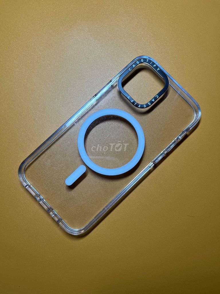 Ốp lưng Casetify iPhone 14 Không Ố Vàng. Mua bán Phụ kiện (Màn hình, Chuột...) tại Thành phố Thủ Đức Tp Hồ Chí Minh được đăng bởi James Vinhomes hình 1