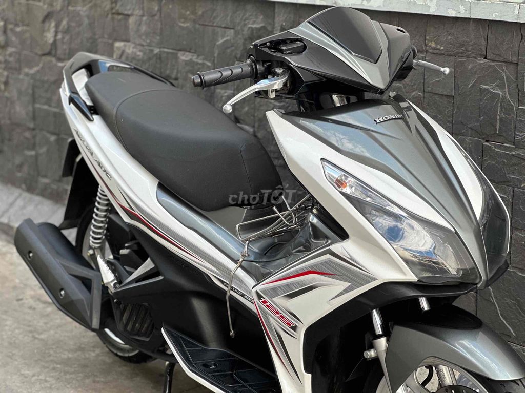 Airblade 125 mẫu 2015 1chủ ít đi máy zin100% mới99