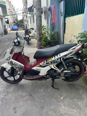 Yamaha Nouvo 4 Trắng Đỏ