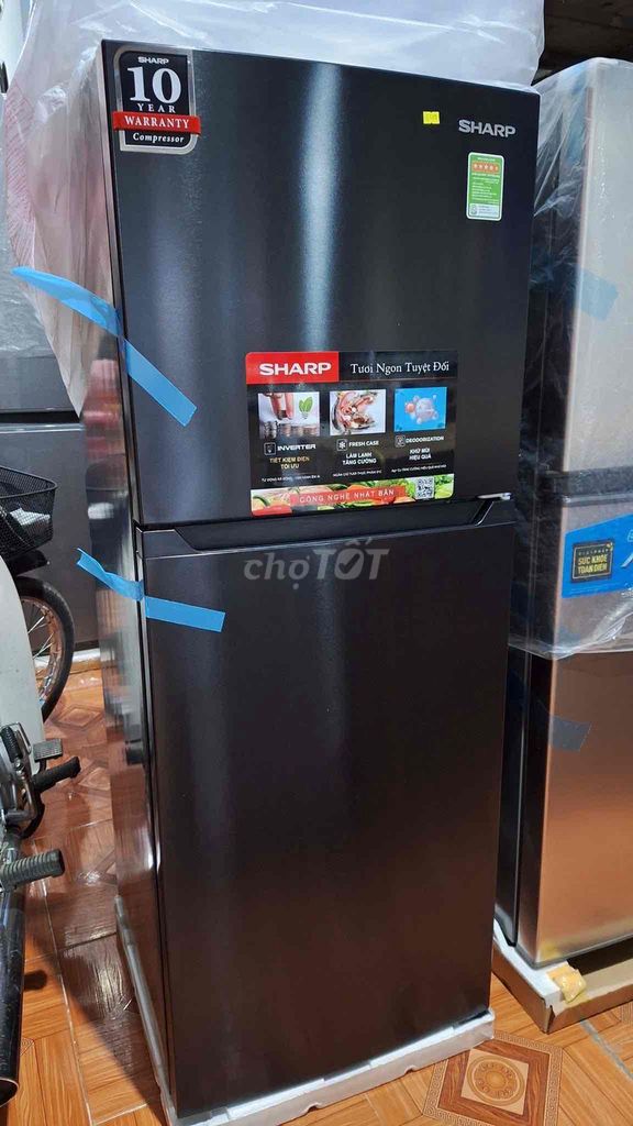 Tủ lạnh Sharp 200 lít mới 100%. Mua bán Tủ lạnh tại Thành phố Biên Hòa Đồng Nai được đăng bởi Lê Hiếu Điện Máy Trả Góp hình 1