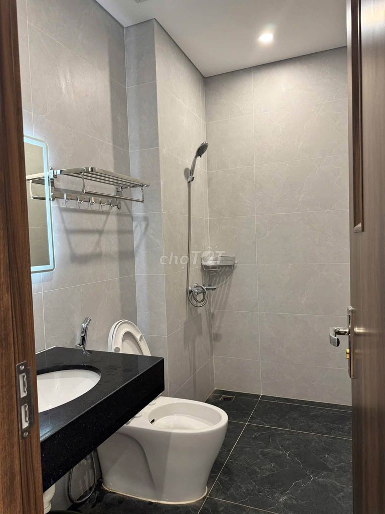 5-этажный дом с мебелью в Vinhomes Ocean Park