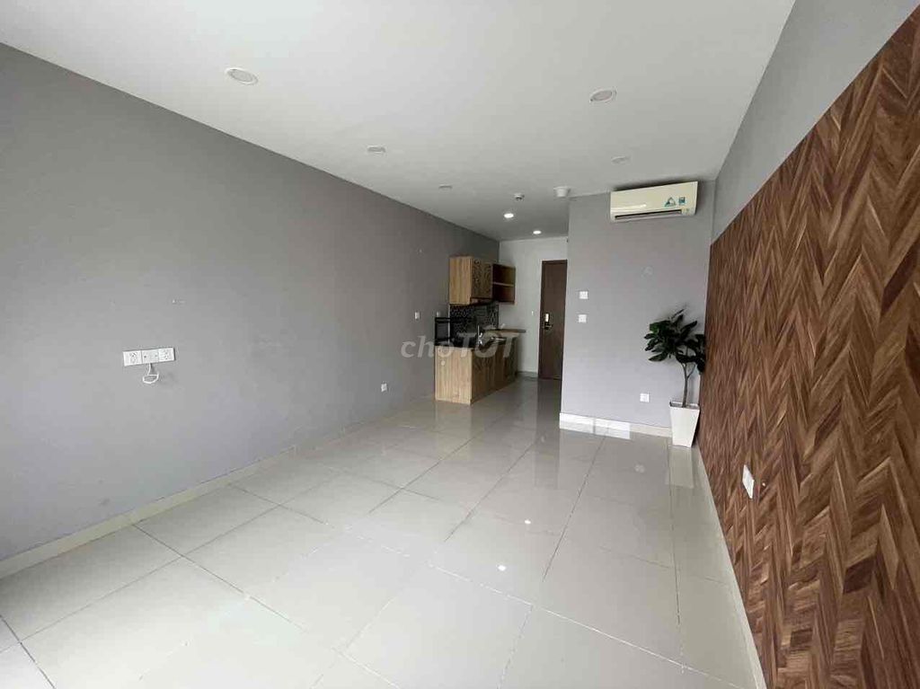 QUÁ RẺ ! Studio nội thất cơ bản (bếp rèm máy lạnh), 32m2 giá chỉ 9tr