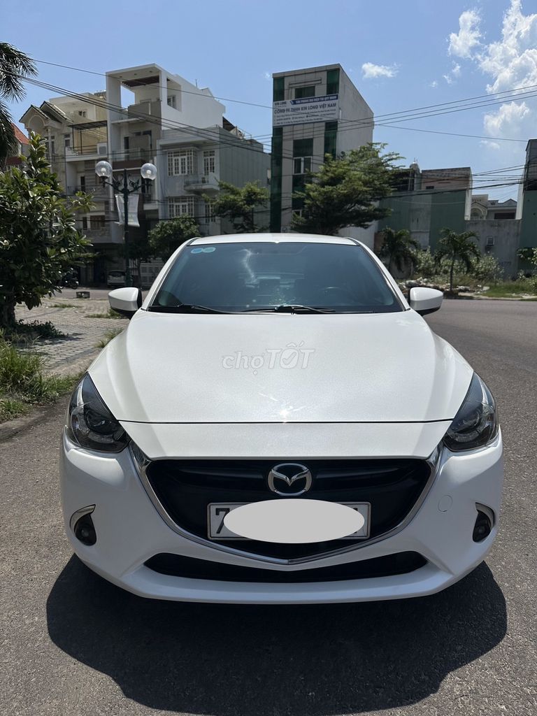 Mazda 2 2019 Premium Sedan - 69168 km