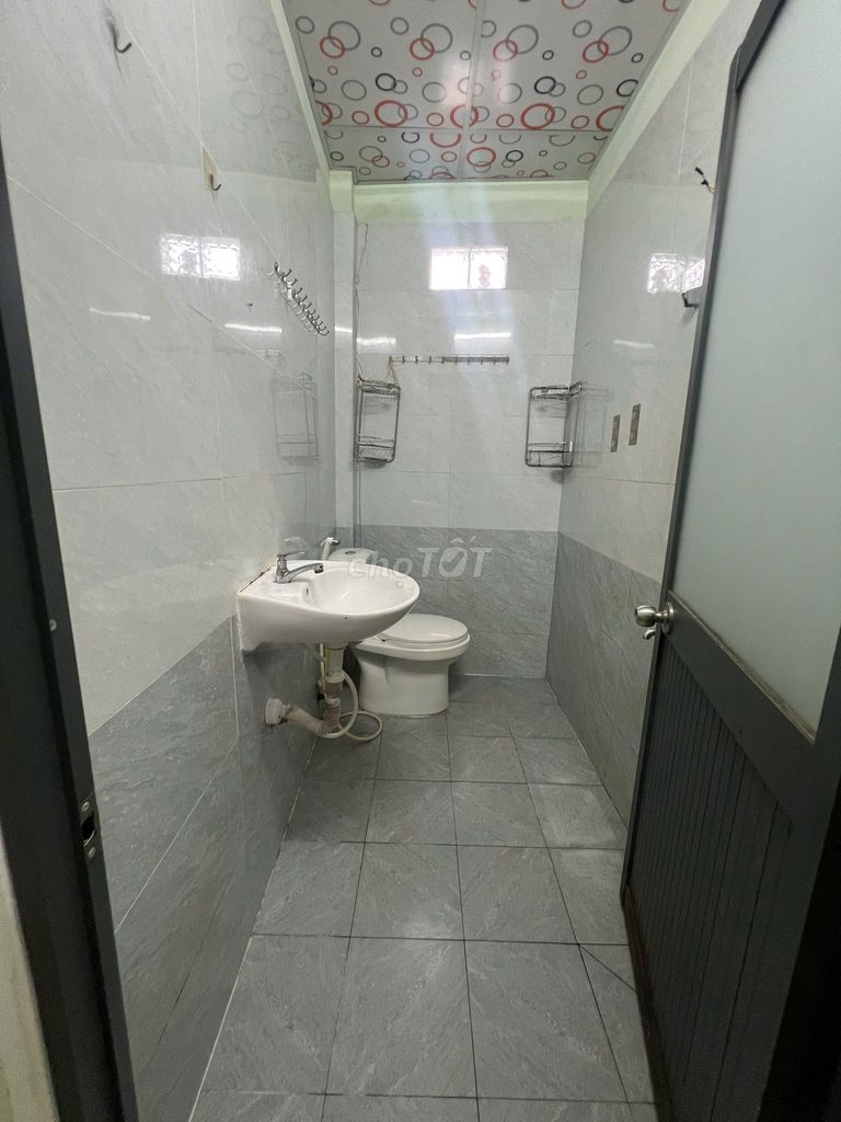 Chính Chủ Cho Thuê Nhà cấp 4 có gác lửng giá 7tr chốt
