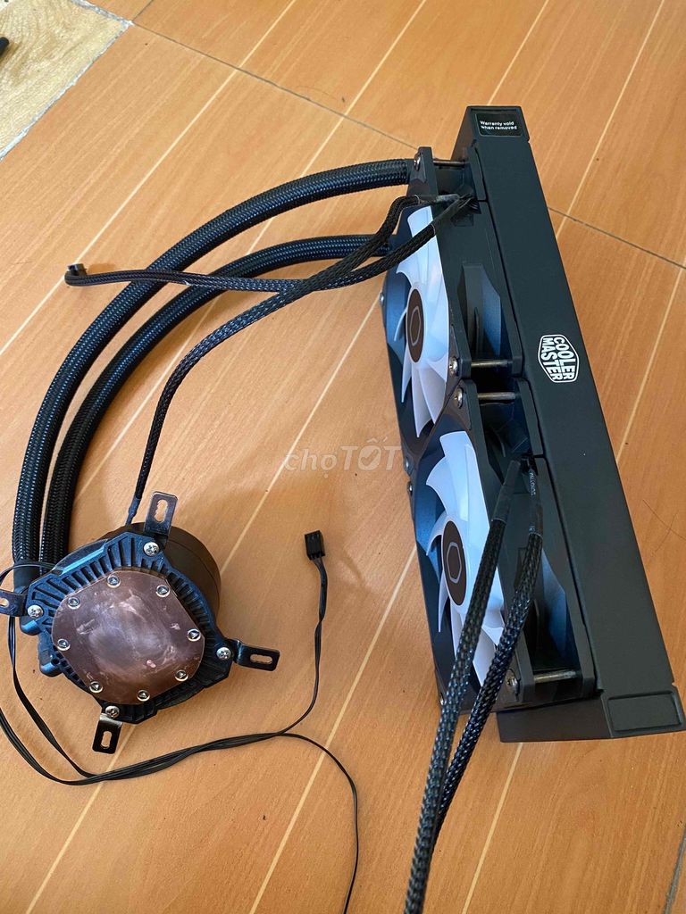 Tản nhiệt nước Cooler Master 240 Đen. Mua bán Linh kiện (RAM, Card...) tại Quận Sơn Trà Đà Nẵng được đăng bởi MC Computer hình 1