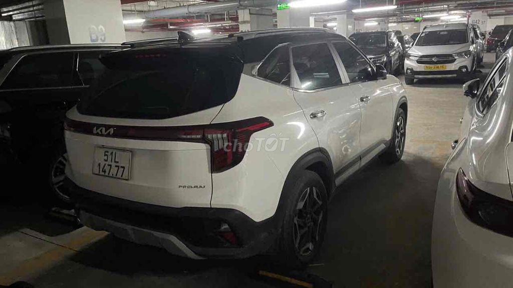 Kia Seltos 2025 Premium 1.5 AT - 4000 km. Mua bán Ô tô tại Quận 7 Tp Hồ Chí Minh được đăng bởi hoàng tuyêt hình 2