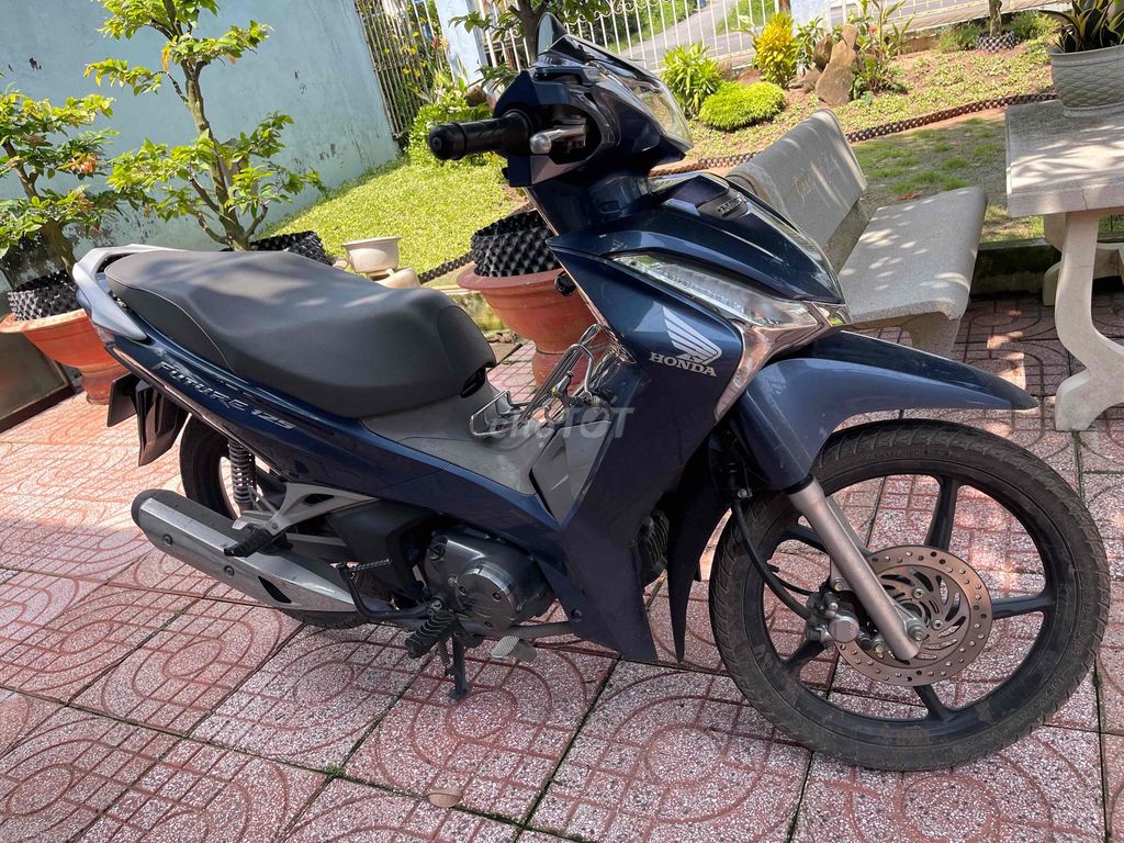 Светодиод Honda Future 2018 серо-зеленый 38 тыс. км