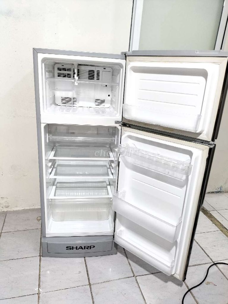 Tủ lạnh sharp 187lít nhẹ điện