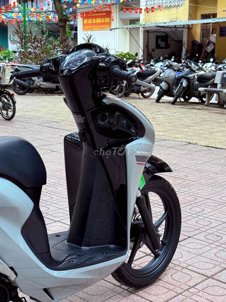 Honda Vision Sport 2022 Серый черный 20.000 км