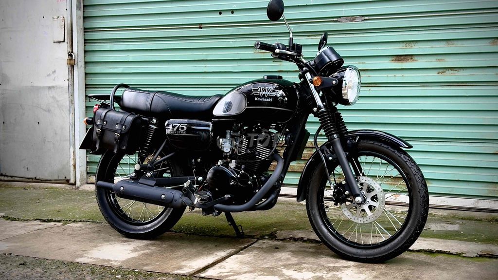 Кавасаки W175 2023 Черный