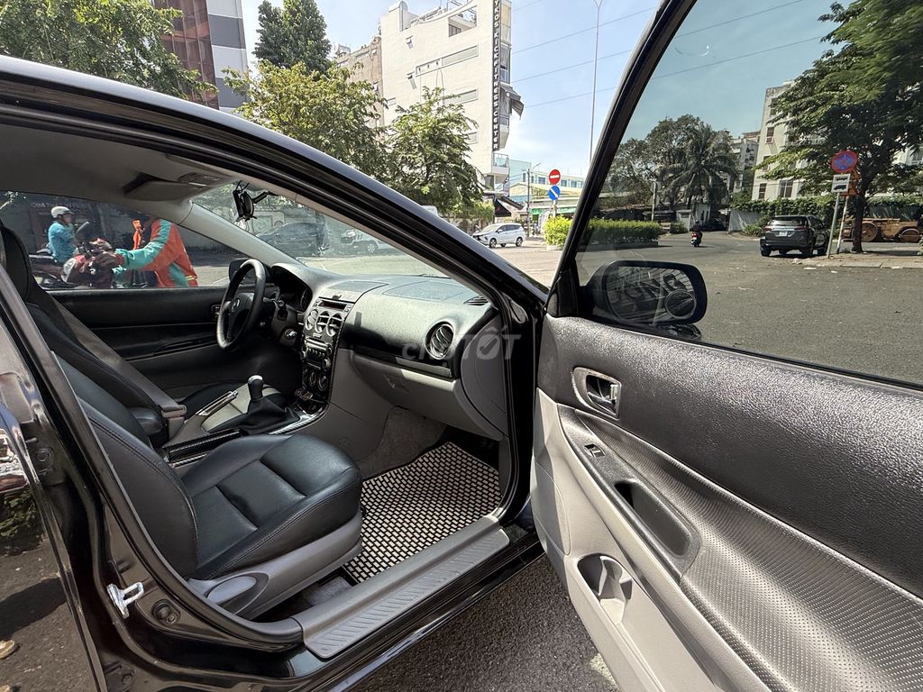 Cần bán Mazda-6 2.0 MT xe rất đẹp máy êm lạnh buốt. Mua bán Ô tô tại Quận Tân Bình Tp Hồ Chí Minh được đăng bởi Minh Đức hình 12