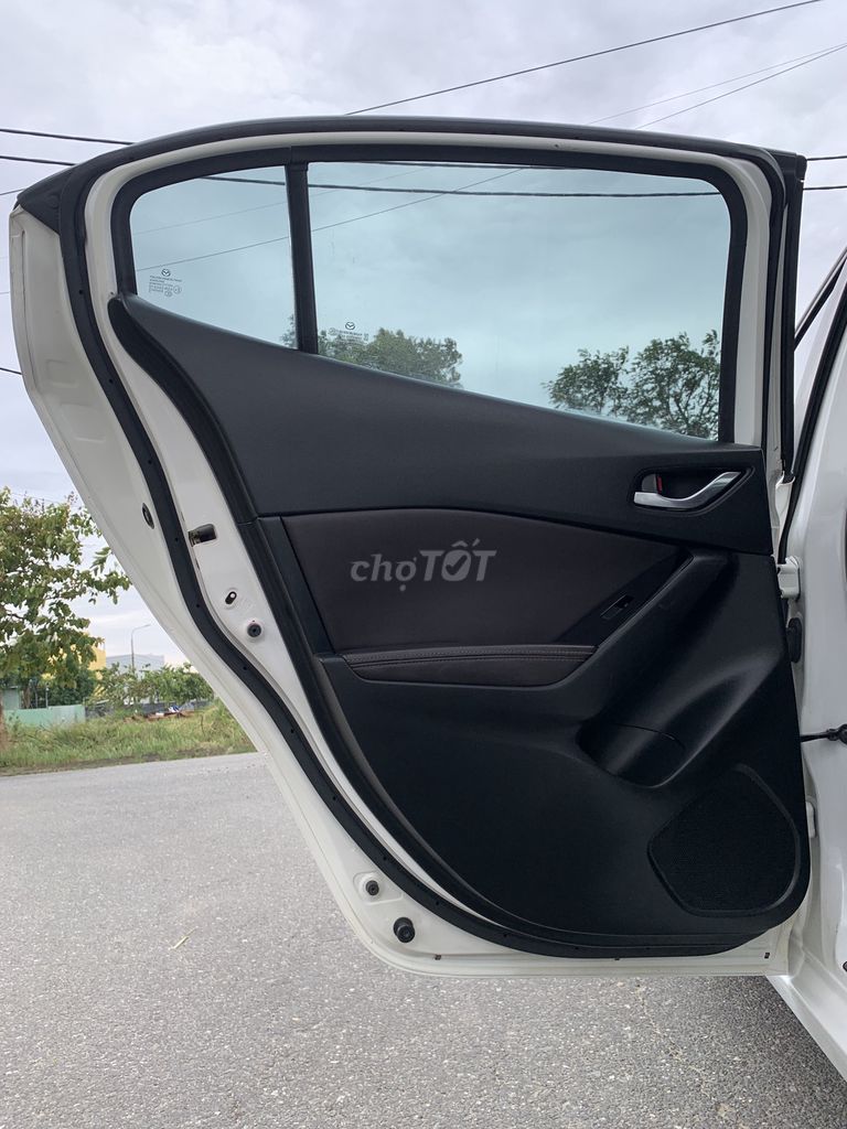 Mazda3 ĐKý cuối 2017,1 Chủ BiểnTrắng,bản Face Lift. Mua bán Ô tô tại Huyện Hòa Vang Đà Nẵng được đăng bởi Mỹ Linh hình 6