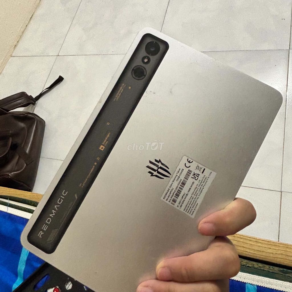 RedMagic Astra Gaming 12GB/256GB Bạc. Mua bán Máy tính bảng tại Quận Hoàng Mai Hà Nội được đăng bởi Ngọc Minh hình 1