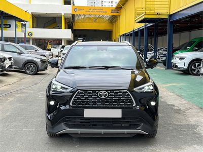 TOYOTA YARIS CROSS S 2024 XE GIA ĐÌNH LƯỚT VAY 75%. Mua bán Ô tô tại Quận Tân Phú Tp Hồ Chí Minh được đăng bởi Hiếu