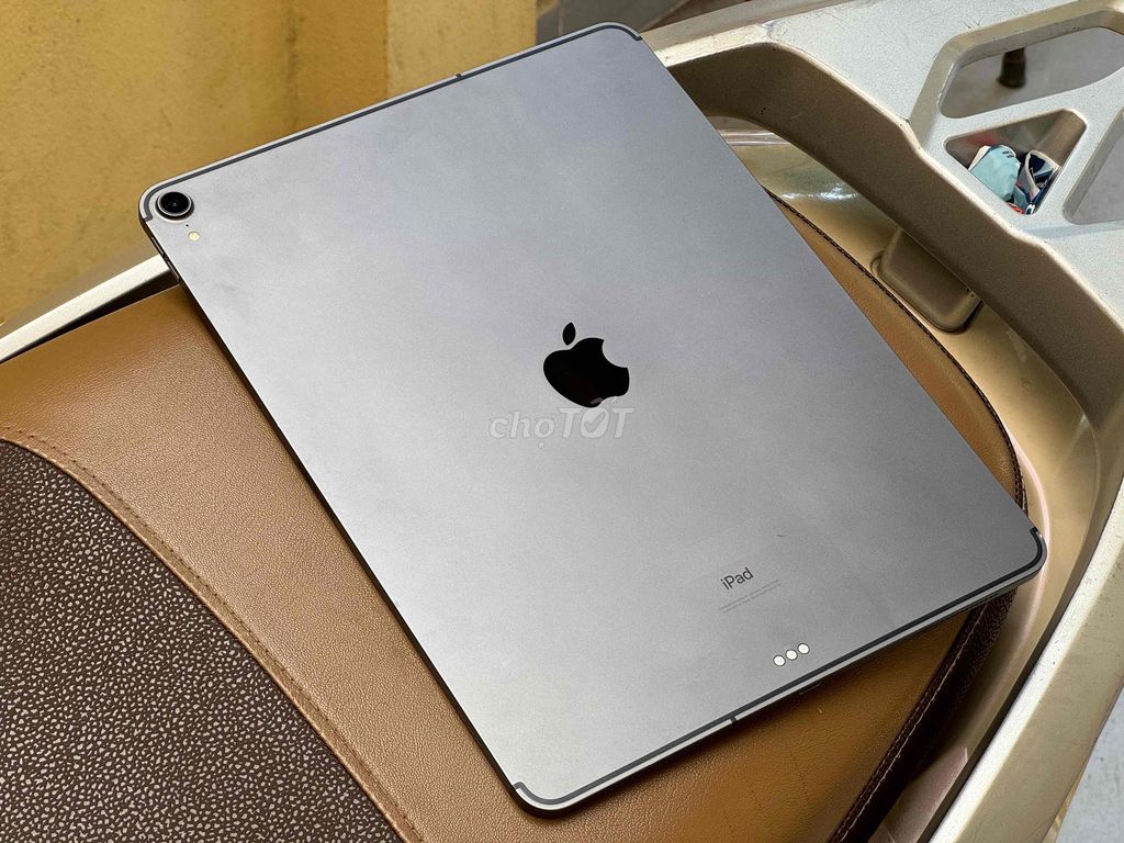 Apple iPad Pro 12.9 64gb xài được sim nguyên zin