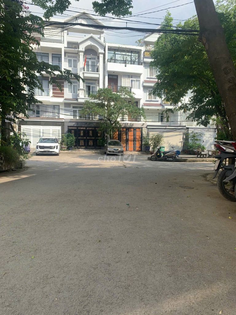 Bán đất đường nhánh Hoàng Quốc Việt, Quận 7 - KDC Tạ Ngọc Thảo
