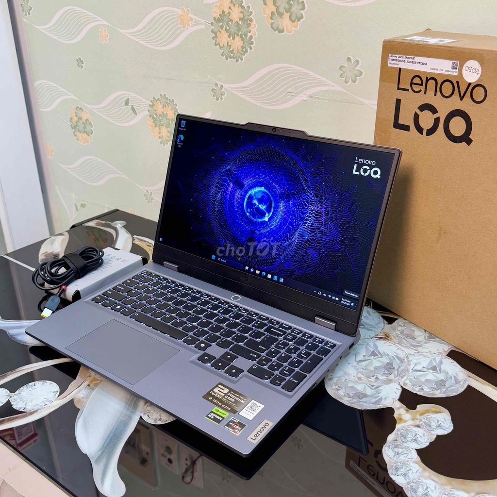 Lenovo LOQ 15ARB9 (2024)