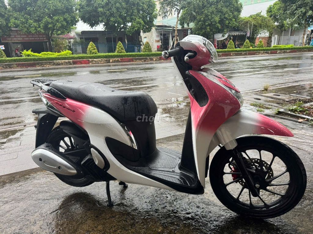 Honda SH Mode 2023 ABS Hồng trắng. Mua bán Xe máy tại Huyện Chư Sê Gia Lai được đăng bởi Anh minh hình 1